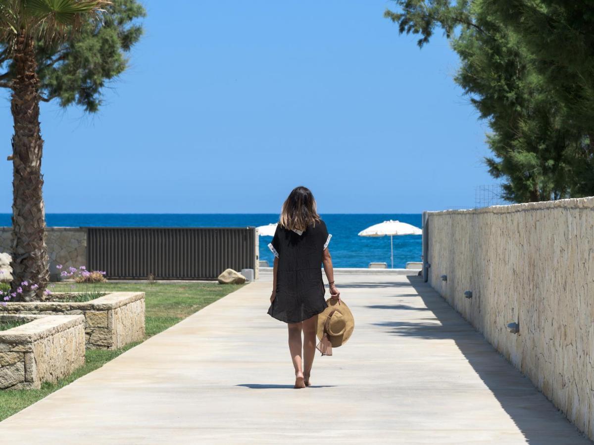 Artemis Seafront Villa, An Evanescence Sea Retreat, By Thinkvilla Tavronitis Eksteriør bilde