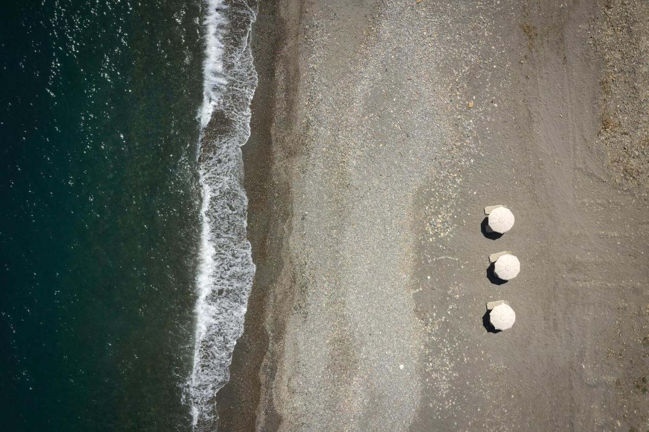 Artemis Seafront Villa, An Evanescence Sea Retreat, By Thinkvilla Tavronitis Eksteriør bilde